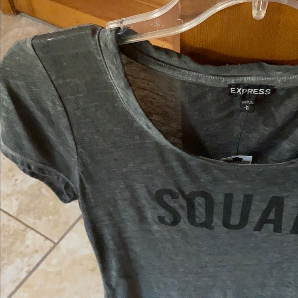 Express Graphic Tee - Picture 4 of 5
